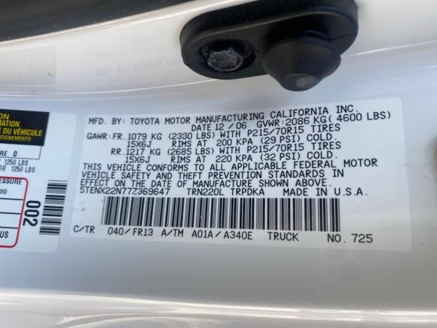 2007 Super White /Gray Toyota Tacoma LOW MILES 98,053 AUTO AC 4 CYL (5TENX22N77Z) with an 2.7L DOHC EFI 16-Valve I4 VVT-i Engine engine, Automatic transmission, located at 4701 North Dixie Hwy, Pompano Beach, FL, 33064, (954) 422-2889, 26.240938, -80.123474 - OUR WEBPAGE FLORIDACARS1.COM HAS OVER 100 PHOTOS AND FREE CARFAX LINK 2007 Toyota Tacoma VIN: 5TENX22N77Z369647 Pickup 2.7L I4 F DOHC 16V Gasoline 28 MPG Rear Wheel Drive Features ABS Brakes Air Conditioning AM/FM Stereo Automatic Transmission CD Audio Cloth Seats Cruise Control This incredible 2-ow- Photo#68
