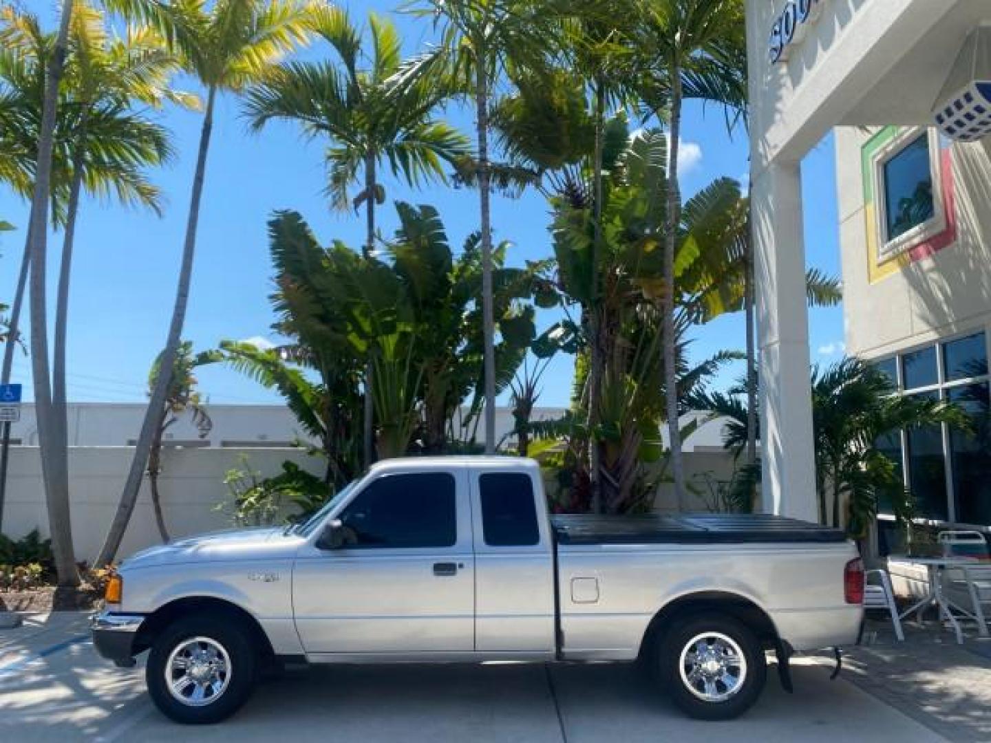 2003 Silver Frost Metallic /Dark Graphite Ford Ranger Edge Plus LOW MILES 57,781 X CAB (1FTYR44V93P) with an 3.0L SEFI Flex-Fuel FFV V6 Engine engine, Automatic transmission, located at 4701 North Dixie Hwy, Pompano Beach, FL, 33064, (954) 422-2889, 26.240938, -80.123474 - OUR WEBPAGE FLORIDACARS1.COM HAS OVER 100 PHOTOS AND FREE CARFAX LINK 2003 Ford Ranger XLT 4 Door Extended Cab Pickup 3.0L V6 F Flex Fuel 23 MPG Rear Wheel Drive Features ABS Brakes Air Conditioning Alloy Wheels AM/FM Stereo Automatic Transmission Bed Liner CD Audio Cloth Seats Cruise Control Flex F - Photo#4