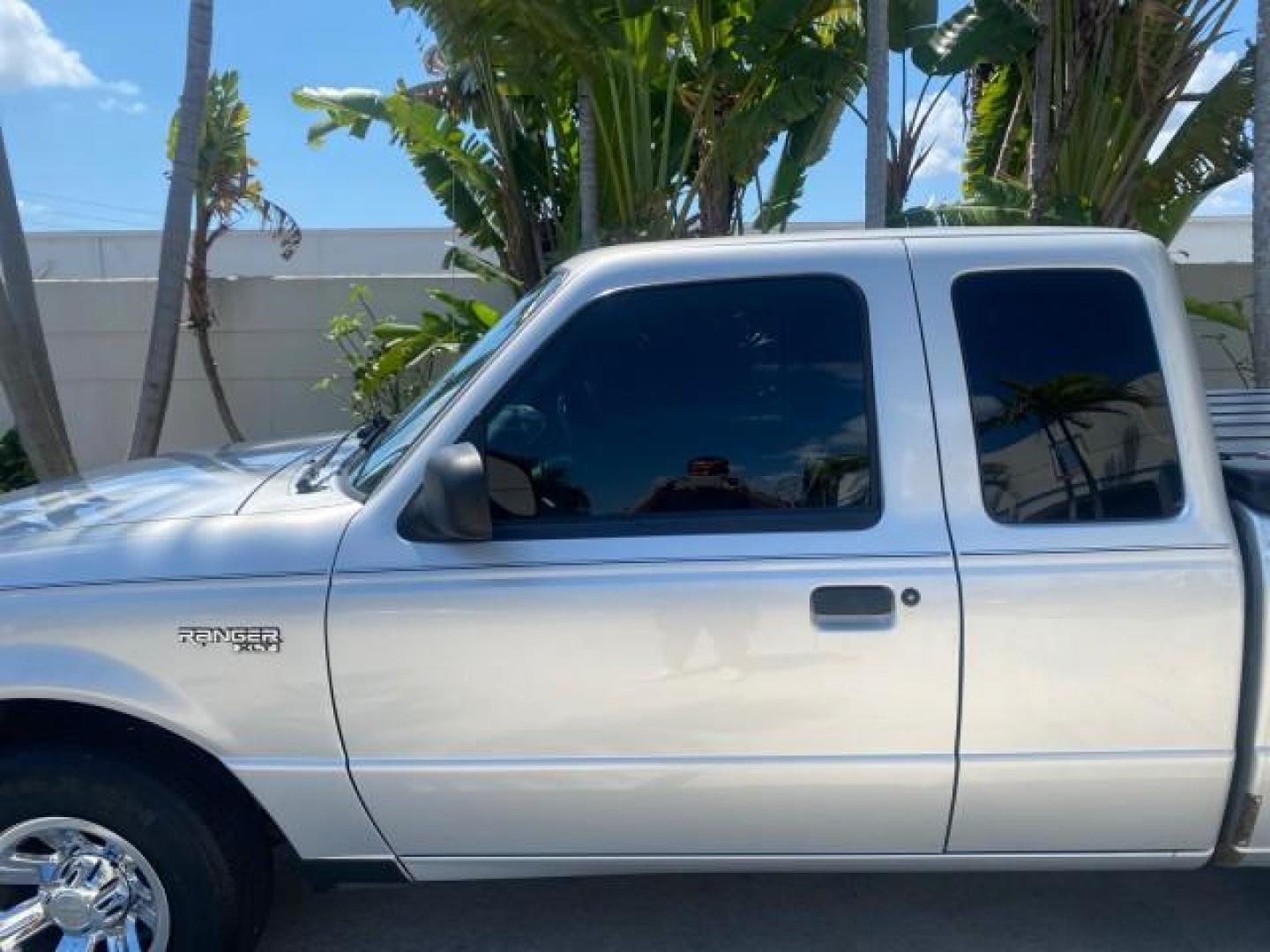 2003 Silver Frost Metallic /Dark Graphite Ford Ranger Edge Plus LOW MILES 57,781 X CAB (1FTYR44V93P) with an 3.0L SEFI Flex-Fuel FFV V6 Engine engine, Automatic transmission, located at 4701 North Dixie Hwy, Pompano Beach, FL, 33064, (954) 422-2889, 26.240938, -80.123474 - OUR WEBPAGE FLORIDACARS1.COM HAS OVER 100 PHOTOS AND FREE CARFAX LINK 2003 Ford Ranger XLT 4 Door Extended Cab Pickup 3.0L V6 F Flex Fuel 23 MPG Rear Wheel Drive Features ABS Brakes Air Conditioning Alloy Wheels AM/FM Stereo Automatic Transmission Bed Liner CD Audio Cloth Seats Cruise Control Flex F - Photo#36