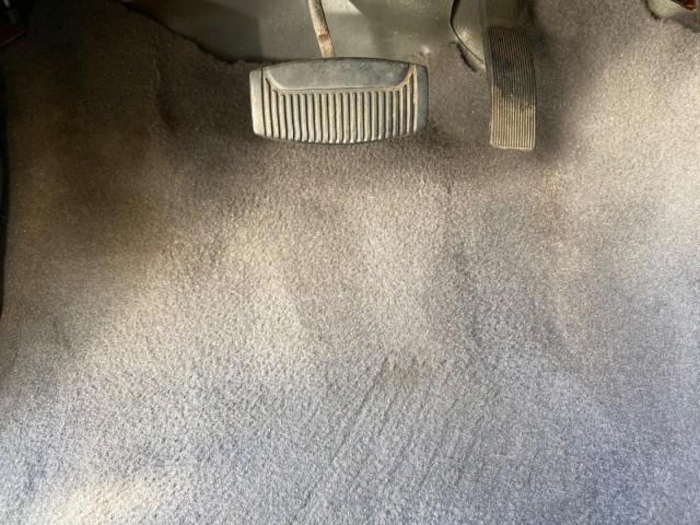 2003 Silver Frost Metallic /Dark Graphite Ford Ranger Edge Plus LOW MILES 57,781 X CAB (1FTYR44V93P) with an 3.0L SEFI Flex-Fuel FFV V6 Engine engine, Automatic transmission, located at 4701 North Dixie Hwy, Pompano Beach, FL, 33064, (954) 422-2889, 26.240938, -80.123474 - OUR WEBPAGE FLORIDACARS1.COM HAS OVER 100 PHOTOS AND FREE CARFAX LINK 2003 Ford Ranger XLT 4 Door Extended Cab Pickup 3.0L V6 F Flex Fuel 23 MPG Rear Wheel Drive Features ABS Brakes Air Conditioning Alloy Wheels AM/FM Stereo Automatic Transmission Bed Liner CD Audio Cloth Seats Cruise Control Flex F - Photo#55