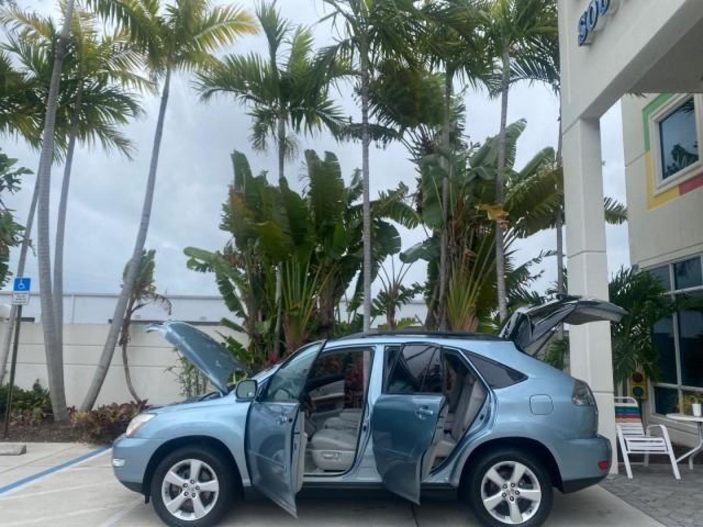2005 Breakwater Blue Metallic /Light Gray Lexus RX 330 LOW MILES 68,645 1 OWNER (2T2GA31U55C) with an 3.3L DOHC MPI 24-Valve V6 Engine engine, Automatic transmission, located at 4701 North Dixie Hwy, Pompano Beach, FL, 33064, (954) 422-2889, 26.240938, -80.123474 - OUR WEBPAGE FLORIDACARS1.COM HAS OVER 100 PHOTOS AND FREE CARFAX LINK 2005 Lexus RX 330 1 OWNER 4 Door Wagon/Sport Utility 3.3L V6 F 24V Gasoline 26 MPG Front Wheel Drive Features ABS Brakes Air Conditioning Alloy Wheels AM/FM Stereo Automatic Transmission Cassette Player CD Audio Cruise Control Fro - Photo#8