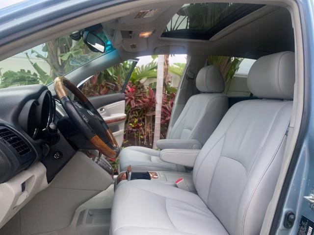 2005 Breakwater Blue Metallic /Light Gray Lexus RX 330 LOW MILES 68,645 1 OWNER (2T2GA31U55C) with an 3.3L DOHC MPI 24-Valve V6 Engine engine, Automatic transmission, located at 4701 North Dixie Hwy, Pompano Beach, FL, 33064, (954) 422-2889, 26.240938, -80.123474 - OUR WEBPAGE FLORIDACARS1.COM HAS OVER 100 PHOTOS AND FREE CARFAX LINK 2005 Lexus RX 330 1 OWNER 4 Door Wagon/Sport Utility 3.3L V6 F 24V Gasoline 26 MPG Front Wheel Drive Features ABS Brakes Air Conditioning Alloy Wheels AM/FM Stereo Automatic Transmission Cassette Player CD Audio Cruise Control Fro - Photo#10