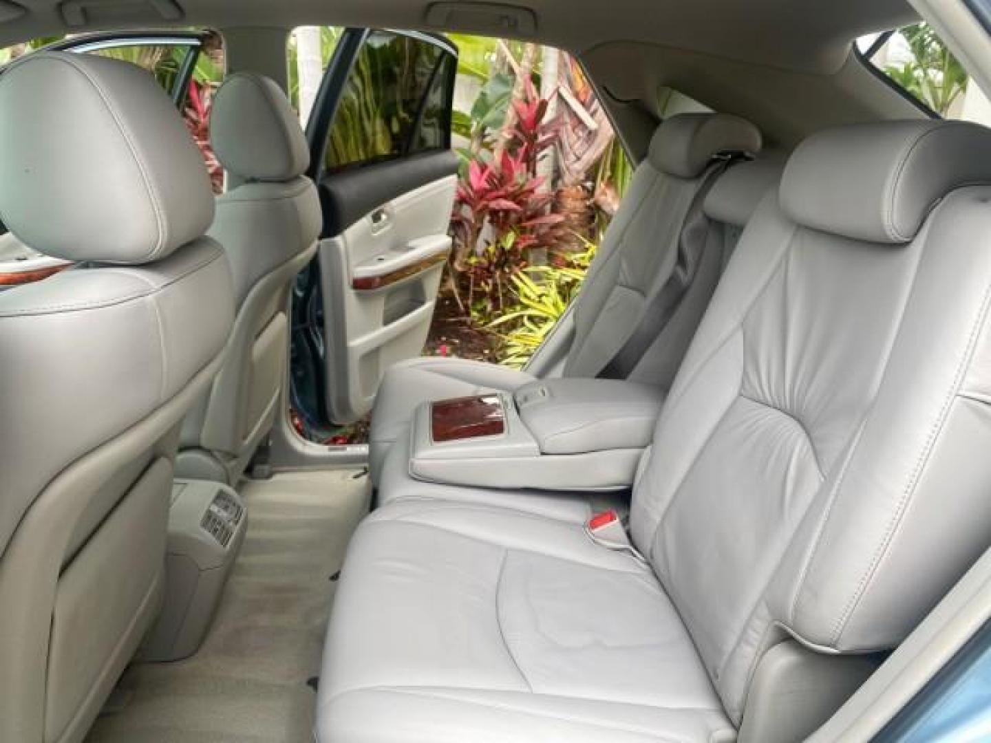 2005 Breakwater Blue Metallic /Light Gray Lexus RX 330 LOW MILES 68,645 1 OWNER (2T2GA31U55C) with an 3.3L DOHC MPI 24-Valve V6 Engine engine, Automatic transmission, located at 4701 North Dixie Hwy, Pompano Beach, FL, 33064, (954) 422-2889, 26.240938, -80.123474 - OUR WEBPAGE FLORIDACARS1.COM HAS OVER 100 PHOTOS AND FREE CARFAX LINK 2005 Lexus RX 330 1 OWNER 4 Door Wagon/Sport Utility 3.3L V6 F 24V Gasoline 26 MPG Front Wheel Drive Features ABS Brakes Air Conditioning Alloy Wheels AM/FM Stereo Automatic Transmission Cassette Player CD Audio Cruise Control Fro - Photo#14