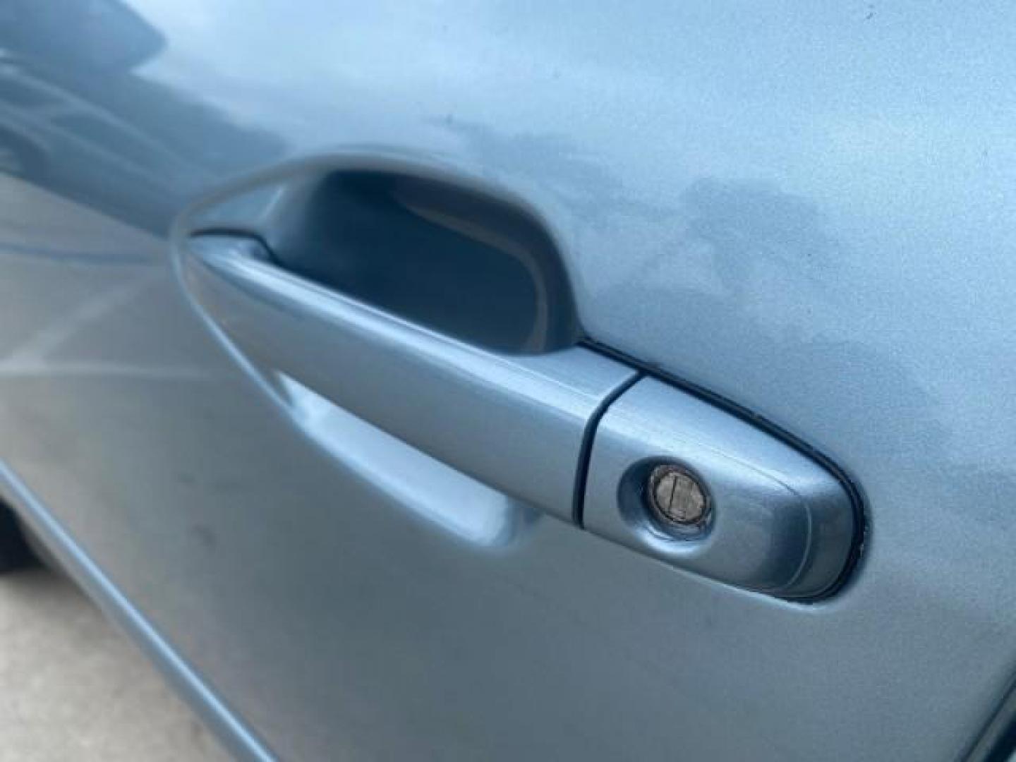 2005 Breakwater Blue Metallic /Light Gray Lexus RX 330 LOW MILES 68,645 1 OWNER (2T2GA31U55C) with an 3.3L DOHC MPI 24-Valve V6 Engine engine, Automatic transmission, located at 4701 North Dixie Hwy, Pompano Beach, FL, 33064, (954) 422-2889, 26.240938, -80.123474 - OUR WEBPAGE FLORIDACARS1.COM HAS OVER 100 PHOTOS AND FREE CARFAX LINK 2005 Lexus RX 330 1 OWNER 4 Door Wagon/Sport Utility 3.3L V6 F 24V Gasoline 26 MPG Front Wheel Drive Features ABS Brakes Air Conditioning Alloy Wheels AM/FM Stereo Automatic Transmission Cassette Player CD Audio Cruise Control Fro - Photo#38