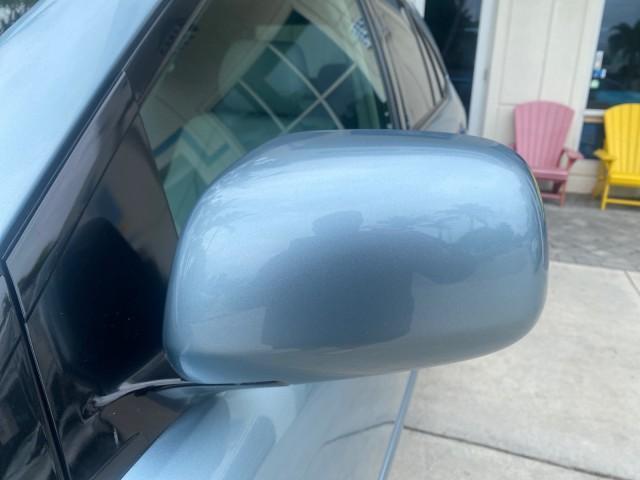 2005 Breakwater Blue Metallic /Light Gray Lexus RX 330 LOW MILES 68,645 1 OWNER (2T2GA31U55C) with an 3.3L DOHC MPI 24-Valve V6 Engine engine, Automatic transmission, located at 4701 North Dixie Hwy, Pompano Beach, FL, 33064, (954) 422-2889, 26.240938, -80.123474 - OUR WEBPAGE FLORIDACARS1.COM HAS OVER 100 PHOTOS AND FREE CARFAX LINK 2005 Lexus RX 330 1 OWNER 4 Door Wagon/Sport Utility 3.3L V6 F 24V Gasoline 26 MPG Front Wheel Drive Features ABS Brakes Air Conditioning Alloy Wheels AM/FM Stereo Automatic Transmission Cassette Player CD Audio Cruise Control Fro - Photo#40