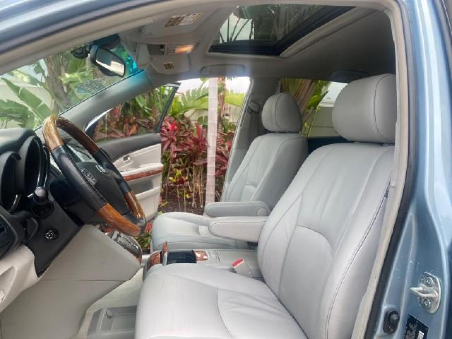 2005 Breakwater Blue Metallic /Light Gray Lexus RX 330 LOW MILES 68,645 1 OWNER (2T2GA31U55C) with an 3.3L DOHC MPI 24-Valve V6 Engine engine, Automatic transmission, located at 4701 North Dixie Hwy, Pompano Beach, FL, 33064, (954) 422-2889, 26.240938, -80.123474 - OUR WEBPAGE FLORIDACARS1.COM HAS OVER 100 PHOTOS AND FREE CARFAX LINK 2005 Lexus RX 330 1 OWNER 4 Door Wagon/Sport Utility 3.3L V6 F 24V Gasoline 26 MPG Front Wheel Drive Features ABS Brakes Air Conditioning Alloy Wheels AM/FM Stereo Automatic Transmission Cassette Player CD Audio Cruise Control Fro - Photo#42