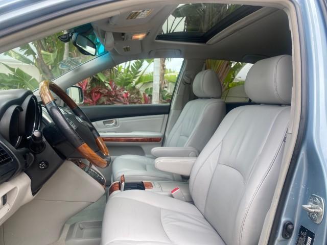 2005 Breakwater Blue Metallic /Light Gray Lexus RX 330 LOW MILES 68,645 1 OWNER (2T2GA31U55C) with an 3.3L DOHC MPI 24-Valve V6 Engine engine, Automatic transmission, located at 4701 North Dixie Hwy, Pompano Beach, FL, 33064, (954) 422-2889, 26.240938, -80.123474 - OUR WEBPAGE FLORIDACARS1.COM HAS OVER 100 PHOTOS AND FREE CARFAX LINK 2005 Lexus RX 330 1 OWNER 4 Door Wagon/Sport Utility 3.3L V6 F 24V Gasoline 26 MPG Front Wheel Drive Features ABS Brakes Air Conditioning Alloy Wheels AM/FM Stereo Automatic Transmission Cassette Player CD Audio Cruise Control Fro - Photo#43