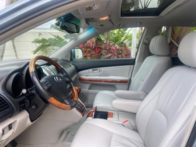 2005 Breakwater Blue Metallic /Light Gray Lexus RX 330 LOW MILES 68,645 1 OWNER (2T2GA31U55C) with an 3.3L DOHC MPI 24-Valve V6 Engine engine, Automatic transmission, located at 4701 North Dixie Hwy, Pompano Beach, FL, 33064, (954) 422-2889, 26.240938, -80.123474 - OUR WEBPAGE FLORIDACARS1.COM HAS OVER 100 PHOTOS AND FREE CARFAX LINK 2005 Lexus RX 330 1 OWNER 4 Door Wagon/Sport Utility 3.3L V6 F 24V Gasoline 26 MPG Front Wheel Drive Features ABS Brakes Air Conditioning Alloy Wheels AM/FM Stereo Automatic Transmission Cassette Player CD Audio Cruise Control Fro - Photo#45