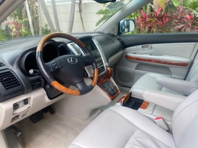 2005 Breakwater Blue Metallic /Light Gray Lexus RX 330 LOW MILES 68,645 1 OWNER (2T2GA31U55C) with an 3.3L DOHC MPI 24-Valve V6 Engine engine, Automatic transmission, located at 4701 North Dixie Hwy, Pompano Beach, FL, 33064, (954) 422-2889, 26.240938, -80.123474 - OUR WEBPAGE FLORIDACARS1.COM HAS OVER 100 PHOTOS AND FREE CARFAX LINK 2005 Lexus RX 330 1 OWNER 4 Door Wagon/Sport Utility 3.3L V6 F 24V Gasoline 26 MPG Front Wheel Drive Features ABS Brakes Air Conditioning Alloy Wheels AM/FM Stereo Automatic Transmission Cassette Player CD Audio Cruise Control Fro - Photo#47