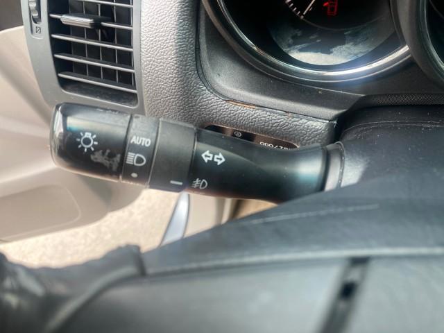 2005 Breakwater Blue Metallic /Light Gray Lexus RX 330 LOW MILES 68,645 1 OWNER (2T2GA31U55C) with an 3.3L DOHC MPI 24-Valve V6 Engine engine, Automatic transmission, located at 4701 North Dixie Hwy, Pompano Beach, FL, 33064, (954) 422-2889, 26.240938, -80.123474 - OUR WEBPAGE FLORIDACARS1.COM HAS OVER 100 PHOTOS AND FREE CARFAX LINK 2005 Lexus RX 330 1 OWNER 4 Door Wagon/Sport Utility 3.3L V6 F 24V Gasoline 26 MPG Front Wheel Drive Features ABS Brakes Air Conditioning Alloy Wheels AM/FM Stereo Automatic Transmission Cassette Player CD Audio Cruise Control Fro - Photo#53