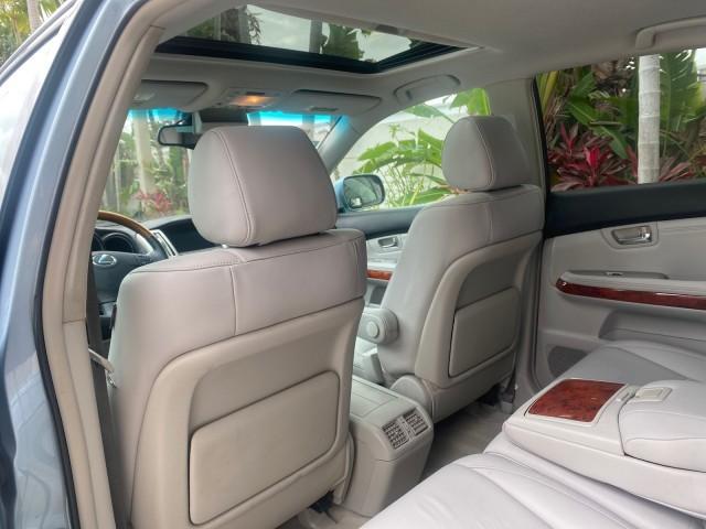 2005 Breakwater Blue Metallic /Light Gray Lexus RX 330 LOW MILES 68,645 1 OWNER (2T2GA31U55C) with an 3.3L DOHC MPI 24-Valve V6 Engine engine, Automatic transmission, located at 4701 North Dixie Hwy, Pompano Beach, FL, 33064, (954) 422-2889, 26.240938, -80.123474 - OUR WEBPAGE FLORIDACARS1.COM HAS OVER 100 PHOTOS AND FREE CARFAX LINK 2005 Lexus RX 330 1 OWNER 4 Door Wagon/Sport Utility 3.3L V6 F 24V Gasoline 26 MPG Front Wheel Drive Features ABS Brakes Air Conditioning Alloy Wheels AM/FM Stereo Automatic Transmission Cassette Player CD Audio Cruise Control Fro - Photo#85