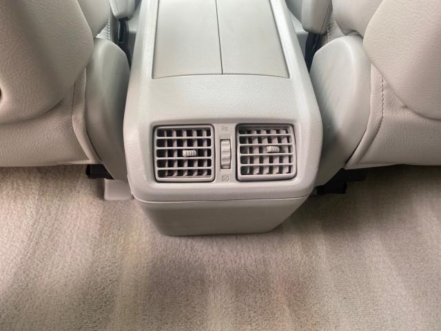 2005 Breakwater Blue Metallic /Light Gray Lexus RX 330 LOW MILES 68,645 1 OWNER (2T2GA31U55C) with an 3.3L DOHC MPI 24-Valve V6 Engine engine, Automatic transmission, located at 4701 North Dixie Hwy, Pompano Beach, FL, 33064, (954) 422-2889, 26.240938, -80.123474 - OUR WEBPAGE FLORIDACARS1.COM HAS OVER 100 PHOTOS AND FREE CARFAX LINK 2005 Lexus RX 330 1 OWNER 4 Door Wagon/Sport Utility 3.3L V6 F 24V Gasoline 26 MPG Front Wheel Drive Features ABS Brakes Air Conditioning Alloy Wheels AM/FM Stereo Automatic Transmission Cassette Player CD Audio Cruise Control Fro - Photo#86