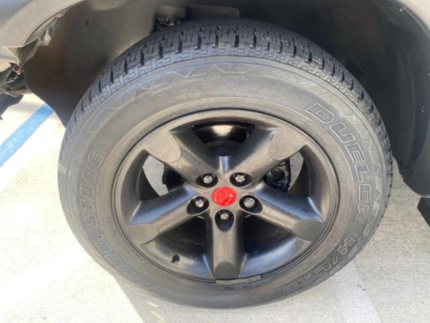 2007 Bright White /Medium Slate Gray Dodge Ram 1500 SLT CREW CAB CAMPER TOP 5.7 V8 (1D7HA182X7S) with an 5.7L V8 Hemi Multi-Displacement Engine engine, Automatic transmission, located at 4701 North Dixie Hwy, Pompano Beach, FL, 33064, (954) 422-2889, 26.240938, -80.123474 - OUR WEBPAGE FLORIDACARS1.COM HAS OVER 100 PHOTOS AND FREE CARFAX LINK 2007 Dodge Ram 1500 SLT 8 FT CREW CAB FIBER GLASS CAMPER TOP 4 Door Extended Cab Pickup 5.7L V8 F 16V Gasoline 19 MPG Rear Wheel Drive Features 20 Inch Plus Wheels ABS Brakes Air Conditioning Alloy Wheels AM/FM Stereo Automatic Tr- Photo#19
