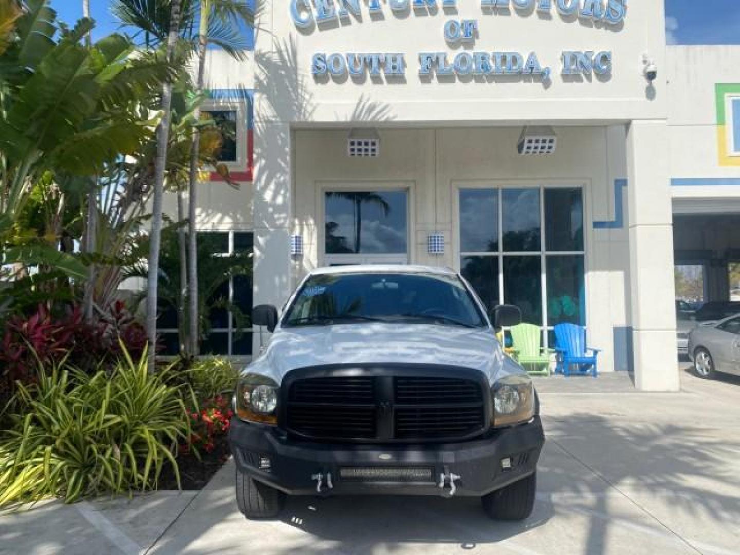 2007 Bright White /Medium Slate Gray Dodge Ram 1500 SLT CREW CAB CAMPER TOP 5.7 V8 (1D7HA182X7S) with an 5.7L V8 Hemi Multi-Displacement Engine engine, Automatic transmission, located at 4701 North Dixie Hwy, Pompano Beach, FL, 33064, (954) 422-2889, 26.240938, -80.123474 - OUR WEBPAGE FLORIDACARS1.COM HAS OVER 100 PHOTOS AND FREE CARFAX LINK 2007 Dodge Ram 1500 SLT 8 FT CREW CAB FIBER GLASS CAMPER TOP 4 Door Extended Cab Pickup 5.7L V8 F 16V Gasoline 19 MPG Rear Wheel Drive Features 20 Inch Plus Wheels ABS Brakes Air Conditioning Alloy Wheels AM/FM Stereo Automatic Tr- Photo#25