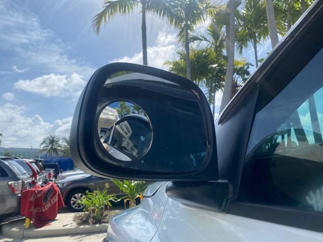 2007 Bright White /Medium Slate Gray Dodge Ram 1500 SLT CREW CAB CAMPER TOP 5.7 V8 (1D7HA182X7S) with an 5.7L V8 Hemi Multi-Displacement Engine engine, Automatic transmission, located at 4701 North Dixie Hwy, Pompano Beach, FL, 33064, (954) 422-2889, 26.240938, -80.123474 - OUR WEBPAGE FLORIDACARS1.COM HAS OVER 100 PHOTOS AND FREE CARFAX LINK 2007 Dodge Ram 1500 SLT 8 FT CREW CAB FIBER GLASS CAMPER TOP 4 Door Extended Cab Pickup 5.7L V8 F 16V Gasoline 19 MPG Rear Wheel Drive Features 20 Inch Plus Wheels ABS Brakes Air Conditioning Alloy Wheels AM/FM Stereo Automatic Tr - Photo#37