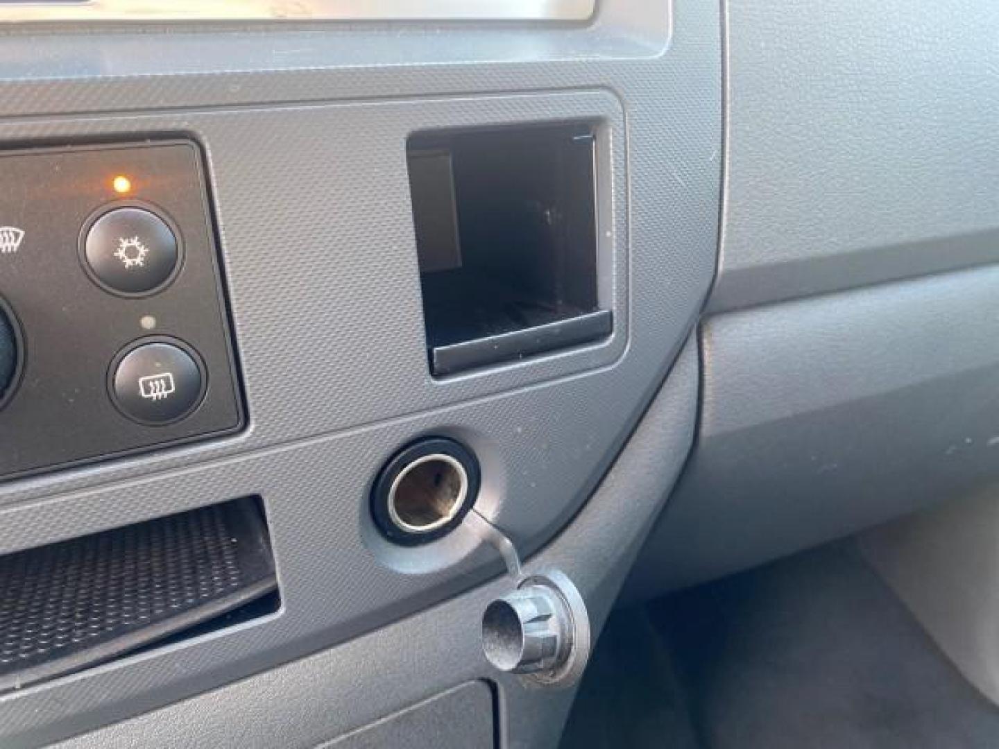 2007 Bright White /Medium Slate Gray Dodge Ram 1500 SLT CREW CAB CAMPER TOP 5.7 V8 (1D7HA182X7S) with an 5.7L V8 Hemi Multi-Displacement Engine engine, Automatic transmission, located at 4701 North Dixie Hwy, Pompano Beach, FL, 33064, (954) 422-2889, 26.240938, -80.123474 - OUR WEBPAGE FLORIDACARS1.COM HAS OVER 100 PHOTOS AND FREE CARFAX LINK 2007 Dodge Ram 1500 SLT 8 FT CREW CAB FIBER GLASS CAMPER TOP 4 Door Extended Cab Pickup 5.7L V8 F 16V Gasoline 19 MPG Rear Wheel Drive Features 20 Inch Plus Wheels ABS Brakes Air Conditioning Alloy Wheels AM/FM Stereo Automatic Tr- Photo#61