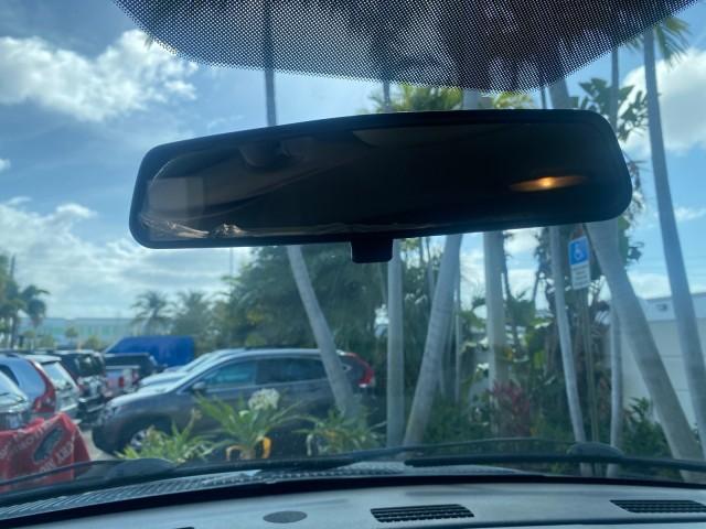 2007 Bright White /Medium Slate Gray Dodge Ram 1500 SLT CREW CAB CAMPER TOP 5.7 V8 (1D7HA182X7S) with an 5.7L V8 Hemi Multi-Displacement Engine engine, Automatic transmission, located at 4701 North Dixie Hwy, Pompano Beach, FL, 33064, (954) 422-2889, 26.240938, -80.123474 - OUR WEBPAGE FLORIDACARS1.COM HAS OVER 100 PHOTOS AND FREE CARFAX LINK 2007 Dodge Ram 1500 SLT 8 FT CREW CAB FIBER GLASS CAMPER TOP 4 Door Extended Cab Pickup 5.7L V8 F 16V Gasoline 19 MPG Rear Wheel Drive Features 20 Inch Plus Wheels ABS Brakes Air Conditioning Alloy Wheels AM/FM Stereo Automatic Tr - Photo#62