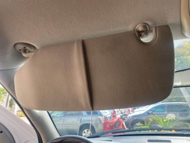 2007 Bright White /Medium Slate Gray Dodge Ram 1500 SLT CREW CAB CAMPER TOP 5.7 V8 (1D7HA182X7S) with an 5.7L V8 Hemi Multi-Displacement Engine engine, Automatic transmission, located at 4701 North Dixie Hwy, Pompano Beach, FL, 33064, (954) 422-2889, 26.240938, -80.123474 - OUR WEBPAGE FLORIDACARS1.COM HAS OVER 100 PHOTOS AND FREE CARFAX LINK 2007 Dodge Ram 1500 SLT 8 FT CREW CAB FIBER GLASS CAMPER TOP 4 Door Extended Cab Pickup 5.7L V8 F 16V Gasoline 19 MPG Rear Wheel Drive Features 20 Inch Plus Wheels ABS Brakes Air Conditioning Alloy Wheels AM/FM Stereo Automatic Tr - Photo#64