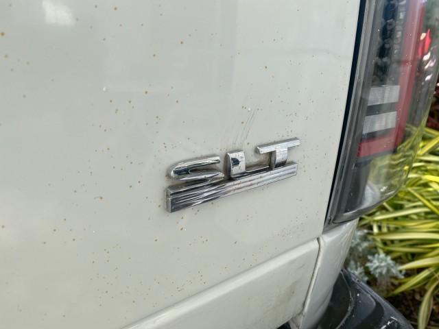 2007 Bright White /Medium Slate Gray Dodge Ram 1500 SLT CREW CAB CAMPER TOP 5.7 V8 (1D7HA182X7S) with an 5.7L V8 Hemi Multi-Displacement Engine engine, Automatic transmission, located at 4701 North Dixie Hwy, Pompano Beach, FL, 33064, (954) 422-2889, 26.240938, -80.123474 - OUR WEBPAGE FLORIDACARS1.COM HAS OVER 100 PHOTOS AND FREE CARFAX LINK 2007 Dodge Ram 1500 SLT 8 FT CREW CAB FIBER GLASS CAMPER TOP 4 Door Extended Cab Pickup 5.7L V8 F 16V Gasoline 19 MPG Rear Wheel Drive Features 20 Inch Plus Wheels ABS Brakes Air Conditioning Alloy Wheels AM/FM Stereo Automatic Tr - Photo#91