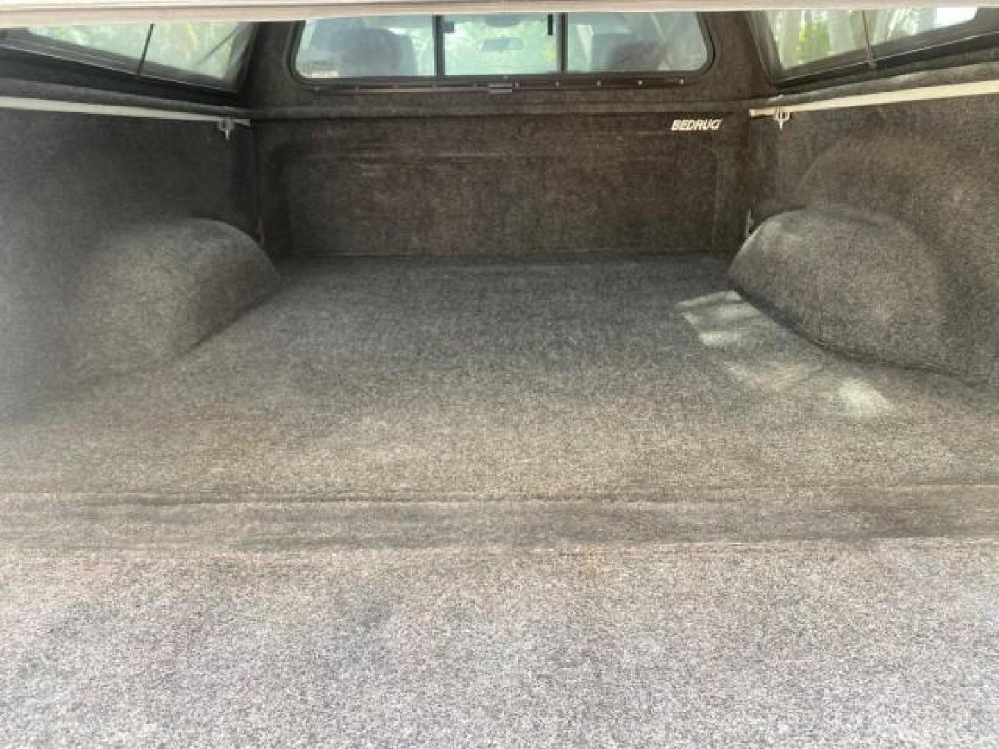2007 Bright White /Medium Slate Gray Dodge Ram 1500 SLT CREW CAB CAMPER TOP 5.7 V8 (1D7HA182X7S) with an 5.7L V8 Hemi Multi-Displacement Engine engine, Automatic transmission, located at 4701 North Dixie Hwy, Pompano Beach, FL, 33064, (954) 422-2889, 26.240938, -80.123474 - OUR WEBPAGE FLORIDACARS1.COM HAS OVER 100 PHOTOS AND FREE CARFAX LINK 2007 Dodge Ram 1500 SLT 8 FT CREW CAB FIBER GLASS CAMPER TOP 4 Door Extended Cab Pickup 5.7L V8 F 16V Gasoline 19 MPG Rear Wheel Drive Features 20 Inch Plus Wheels ABS Brakes Air Conditioning Alloy Wheels AM/FM Stereo Automatic Tr- Photo#97