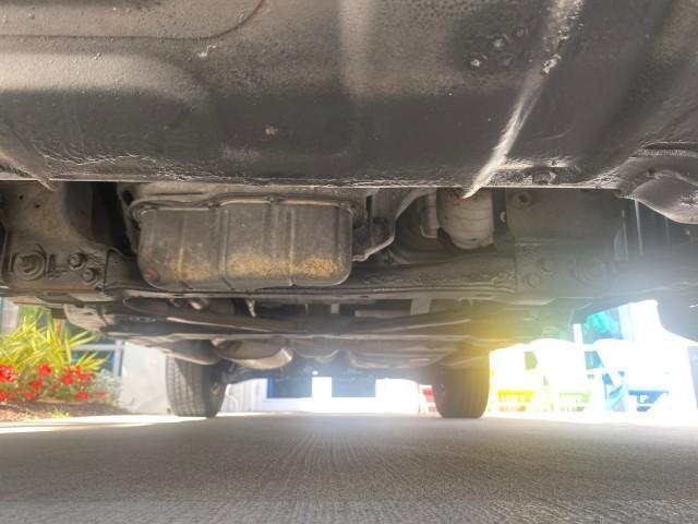 2007 Desert Stone Metallic /Desert Nissan Pathfinder S LOW MILES 64,259 1 OWNER (5N1AR18U97C) with an 4.0L DOHC SMPI 24-Valve V6 Engine engine, Automatic transmission, located at 4701 North Dixie Hwy, Pompano Beach, FL, 33064, (954) 422-2889, 26.240938, -80.123474 - OUR WEBPAGE FLORIDACARS1.COM HAS OVER 100 PHOTOS AND FREE CARFAX LINK 2007 Nissan Pathfinder S 1 OWNER 4 Door Wagon/Sport Utility 4.0L V6 F DOHC 24V Gasoline 23 MPG Rear Wheel Drive Features ABS Brakes Air Conditioning Alloy Wheels AM/FM Stereo Automatic Transmission Auxiliary Audio Input BOSE Sound - Photo#21