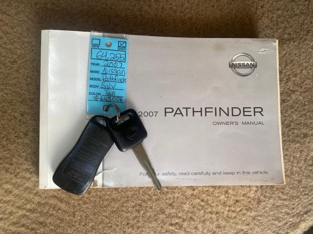 2007 Desert Stone Metallic /Desert Nissan Pathfinder S LOW MILES 64,259 1 OWNER (5N1AR18U97C) with an 4.0L DOHC SMPI 24-Valve V6 Engine engine, Automatic transmission, located at 4701 North Dixie Hwy, Pompano Beach, FL, 33064, (954) 422-2889, 26.240938, -80.123474 - OUR WEBPAGE FLORIDACARS1.COM HAS OVER 100 PHOTOS AND FREE CARFAX LINK 2007 Nissan Pathfinder S 1 OWNER 4 Door Wagon/Sport Utility 4.0L V6 F DOHC 24V Gasoline 23 MPG Rear Wheel Drive Features ABS Brakes Air Conditioning Alloy Wheels AM/FM Stereo Automatic Transmission Auxiliary Audio Input BOSE Sound - Photo#23