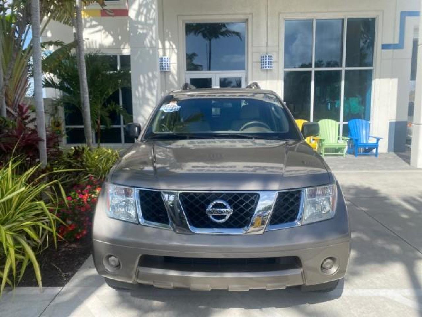 2007 Desert Stone Metallic /Desert Nissan Pathfinder S LOW MILES 64,259 1 OWNER (5N1AR18U97C) with an 4.0L DOHC SMPI 24-Valve V6 Engine engine, Automatic transmission, located at 4701 North Dixie Hwy, Pompano Beach, FL, 33064, (954) 422-2889, 26.240938, -80.123474 - OUR WEBPAGE FLORIDACARS1.COM HAS OVER 100 PHOTOS AND FREE CARFAX LINK 2007 Nissan Pathfinder S 1 OWNER 4 Door Wagon/Sport Utility 4.0L V6 F DOHC 24V Gasoline 23 MPG Rear Wheel Drive Features ABS Brakes Air Conditioning Alloy Wheels AM/FM Stereo Automatic Transmission Auxiliary Audio Input BOSE Sound- Photo#27