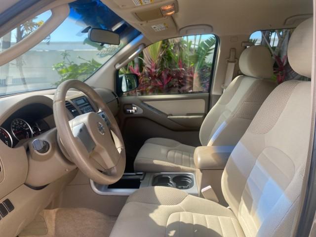 2007 Desert Stone Metallic /Desert Nissan Pathfinder S LOW MILES 64,259 1 OWNER (5N1AR18U97C) with an 4.0L DOHC SMPI 24-Valve V6 Engine engine, Automatic transmission, located at 4701 North Dixie Hwy, Pompano Beach, FL, 33064, (954) 422-2889, 26.240938, -80.123474 - OUR WEBPAGE FLORIDACARS1.COM HAS OVER 100 PHOTOS AND FREE CARFAX LINK 2007 Nissan Pathfinder S 1 OWNER 4 Door Wagon/Sport Utility 4.0L V6 F DOHC 24V Gasoline 23 MPG Rear Wheel Drive Features ABS Brakes Air Conditioning Alloy Wheels AM/FM Stereo Automatic Transmission Auxiliary Audio Input BOSE Sound - Photo#44