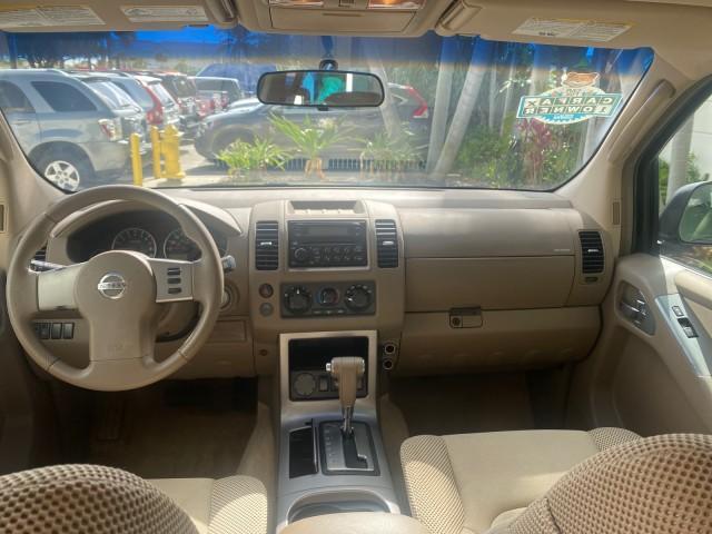 2007 Desert Stone Metallic /Desert Nissan Pathfinder S LOW MILES 64,259 1 OWNER (5N1AR18U97C) with an 4.0L DOHC SMPI 24-Valve V6 Engine engine, Automatic transmission, located at 4701 North Dixie Hwy, Pompano Beach, FL, 33064, (954) 422-2889, 26.240938, -80.123474 - OUR WEBPAGE FLORIDACARS1.COM HAS OVER 100 PHOTOS AND FREE CARFAX LINK 2007 Nissan Pathfinder S 1 OWNER 4 Door Wagon/Sport Utility 4.0L V6 F DOHC 24V Gasoline 23 MPG Rear Wheel Drive Features ABS Brakes Air Conditioning Alloy Wheels AM/FM Stereo Automatic Transmission Auxiliary Audio Input BOSE Sound - Photo#80
