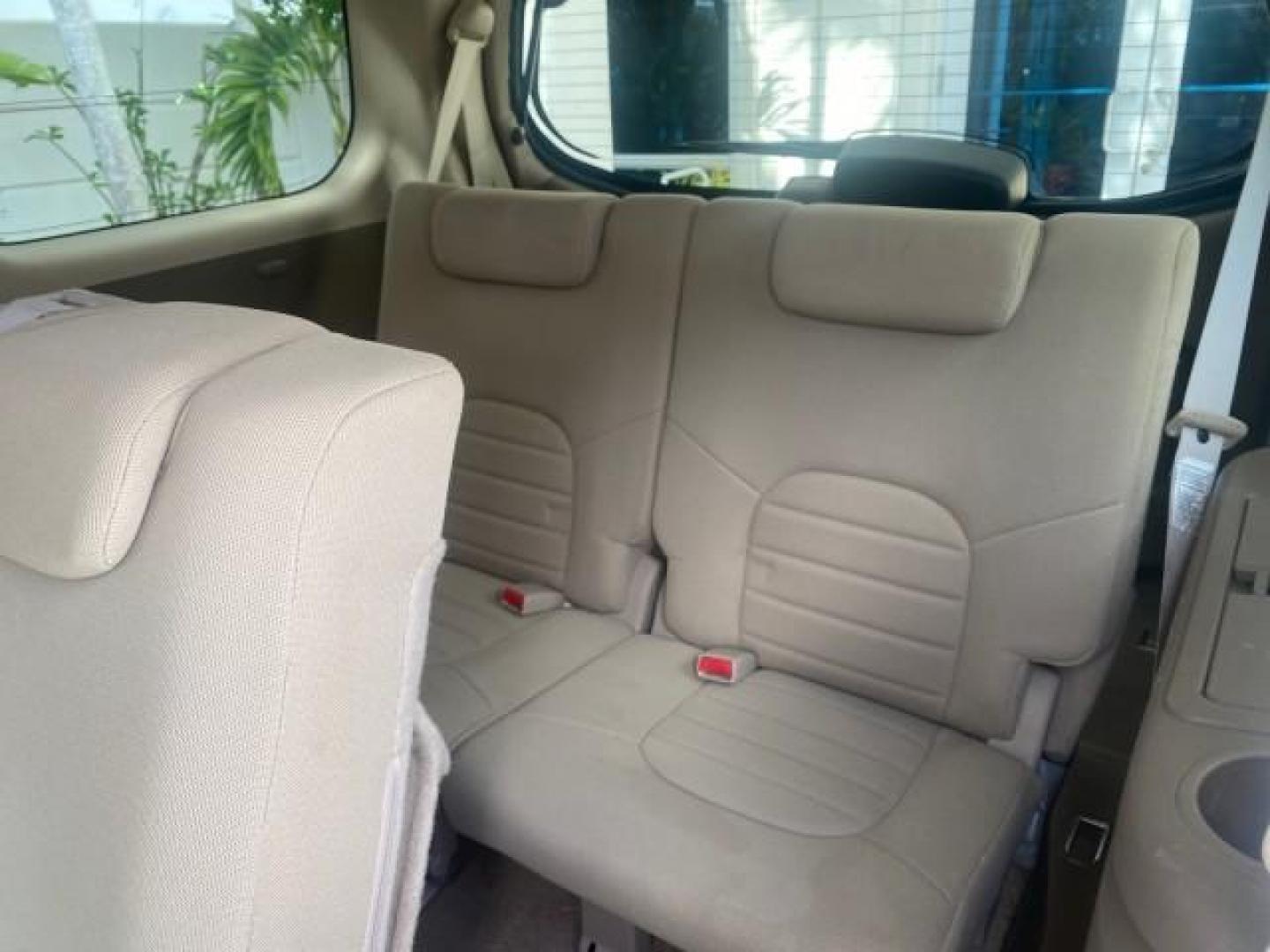2007 Desert Stone Metallic /Desert Nissan Pathfinder S LOW MILES 64,259 1 OWNER (5N1AR18U97C) with an 4.0L DOHC SMPI 24-Valve V6 Engine engine, Automatic transmission, located at 4701 North Dixie Hwy, Pompano Beach, FL, 33064, (954) 422-2889, 26.240938, -80.123474 - OUR WEBPAGE FLORIDACARS1.COM HAS OVER 100 PHOTOS AND FREE CARFAX LINK 2007 Nissan Pathfinder S 1 OWNER 4 Door Wagon/Sport Utility 4.0L V6 F DOHC 24V Gasoline 23 MPG Rear Wheel Drive Features ABS Brakes Air Conditioning Alloy Wheels AM/FM Stereo Automatic Transmission Auxiliary Audio Input BOSE Sound- Photo#83