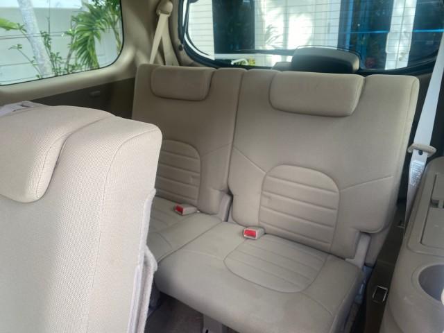 2007 Desert Stone Metallic /Desert Nissan Pathfinder S LOW MILES 64,259 1 OWNER (5N1AR18U97C) with an 4.0L DOHC SMPI 24-Valve V6 Engine engine, Automatic transmission, located at 4701 North Dixie Hwy, Pompano Beach, FL, 33064, (954) 422-2889, 26.240938, -80.123474 - OUR WEBPAGE FLORIDACARS1.COM HAS OVER 100 PHOTOS AND FREE CARFAX LINK 2007 Nissan Pathfinder S 1 OWNER 4 Door Wagon/Sport Utility 4.0L V6 F DOHC 24V Gasoline 23 MPG Rear Wheel Drive Features ABS Brakes Air Conditioning Alloy Wheels AM/FM Stereo Automatic Transmission Auxiliary Audio Input BOSE Sound - Photo#83