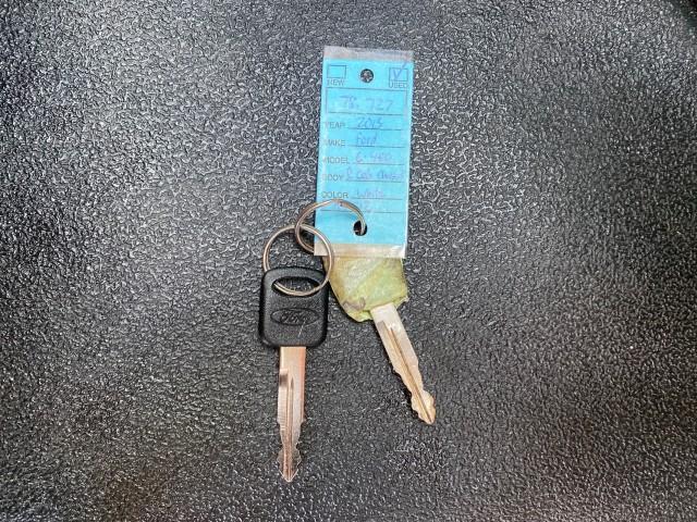 2013 Oxford White /Medium Flint Ford Econoline Commercial Cutaway 1 OWNER E 450 BOX TRUCK (1FDXE4FS4DD) with an 6.8L SOHC EFI Triton V10 Engine engine, Automatic transmission, located at 4701 North Dixie Hwy, Pompano Beach, FL, 33064, (954) 422-2889, 26.240938, -80.123474 - OUR WEBPAGE FLORIDACARS1.COM HAS OVER 100 PHOTOS AND FREE CARFAX LINK 2013 Ford Econoline Super Duty E-450 BOX TRUCK 1 OWNER 17 FT DUAL REAR WHEELS HEAVY DUTY POWER LIFT GATE VIN:1FDXE4FS4DDA91512 Cutaway 6.8L V10 F SOHC 20V Gasoline Rear Wheel Drive Features ABS Brakes Air Conditioning AM/FM Stereo - Photo#23