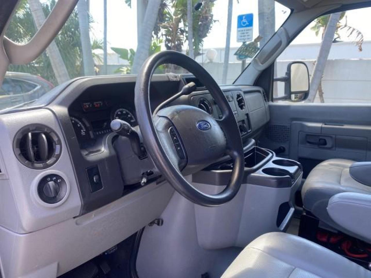 2013 Oxford White /Medium Flint Ford Econoline Commercial Cutaway 1 OWNER E 450 BOX TRUCK (1FDXE4FS4DD) with an 6.8L SOHC EFI Triton V10 Engine engine, Automatic transmission, located at 4701 North Dixie Hwy, Pompano Beach, FL, 33064, (954) 422-2889, 26.240938, -80.123474 - OUR WEBPAGE FLORIDACARS1.COM HAS OVER 100 PHOTOS AND FREE CARFAX LINK 2013 Ford Econoline Super Duty E-450 BOX TRUCK 1 OWNER 17 FT DUAL REAR WHEELS HEAVY DUTY POWER LIFT GATE VIN:1FDXE4FS4DDA91512 Cutaway 6.8L V10 F SOHC 20V Gasoline Rear Wheel Drive Features ABS Brakes Air Conditioning AM/FM Stereo - Photo#51