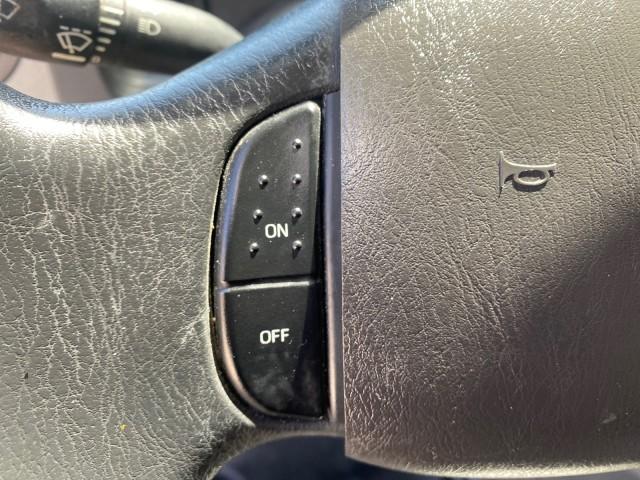 2013 Oxford White /Medium Flint Ford Econoline Commercial Cutaway 1 OWNER E 450 BOX TRUCK (1FDXE4FS4DD) with an 6.8L SOHC EFI Triton V10 Engine engine, Automatic transmission, located at 4701 North Dixie Hwy, Pompano Beach, FL, 33064, (954) 422-2889, 26.240938, -80.123474 - OUR WEBPAGE FLORIDACARS1.COM HAS OVER 100 PHOTOS AND FREE CARFAX LINK 2013 Ford Econoline Super Duty E-450 BOX TRUCK 1 OWNER 17 FT DUAL REAR WHEELS HEAVY DUTY POWER LIFT GATE VIN:1FDXE4FS4DDA91512 Cutaway 6.8L V10 F SOHC 20V Gasoline Rear Wheel Drive Features ABS Brakes Air Conditioning AM/FM Stereo - Photo#53