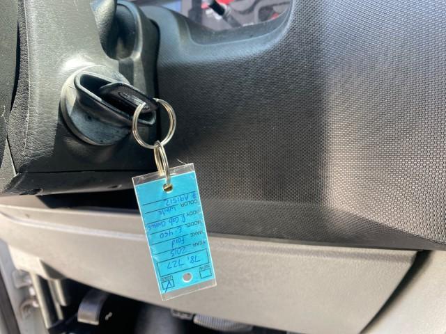 2013 Oxford White /Medium Flint Ford Econoline Commercial Cutaway 1 OWNER E 450 BOX TRUCK (1FDXE4FS4DD) with an 6.8L SOHC EFI Triton V10 Engine engine, Automatic transmission, located at 4701 North Dixie Hwy, Pompano Beach, FL, 33064, (954) 422-2889, 26.240938, -80.123474 - OUR WEBPAGE FLORIDACARS1.COM HAS OVER 100 PHOTOS AND FREE CARFAX LINK 2013 Ford Econoline Super Duty E-450 BOX TRUCK 1 OWNER 17 FT DUAL REAR WHEELS HEAVY DUTY POWER LIFT GATE VIN:1FDXE4FS4DDA91512 Cutaway 6.8L V10 F SOHC 20V Gasoline Rear Wheel Drive Features ABS Brakes Air Conditioning AM/FM Stereo - Photo#57