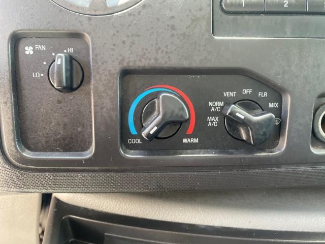 2013 Oxford White /Medium Flint Ford Econoline Commercial Cutaway 1 OWNER E 450 BOX TRUCK (1FDXE4FS4DD) with an 6.8L SOHC EFI Triton V10 Engine engine, Automatic transmission, located at 4701 North Dixie Hwy, Pompano Beach, FL, 33064, (954) 422-2889, 26.240938, -80.123474 - OUR WEBPAGE FLORIDACARS1.COM HAS OVER 100 PHOTOS AND FREE CARFAX LINK 2013 Ford Econoline Super Duty E-450 BOX TRUCK 1 OWNER 17 FT DUAL REAR WHEELS HEAVY DUTY POWER LIFT GATE VIN:1FDXE4FS4DDA91512 Cutaway 6.8L V10 F SOHC 20V Gasoline Rear Wheel Drive Features ABS Brakes Air Conditioning AM/FM Stereo - Photo#60