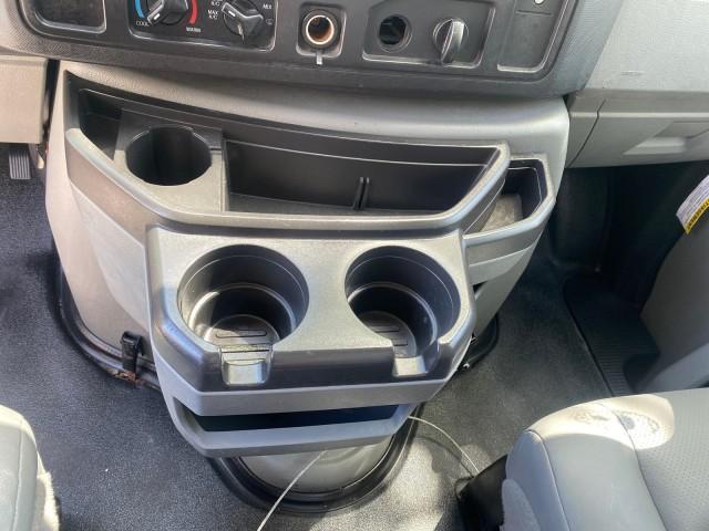 2013 Oxford White /Medium Flint Ford Econoline Commercial Cutaway 1 OWNER E 450 BOX TRUCK (1FDXE4FS4DD) with an 6.8L SOHC EFI Triton V10 Engine engine, Automatic transmission, located at 4701 North Dixie Hwy, Pompano Beach, FL, 33064, (954) 422-2889, 26.240938, -80.123474 - OUR WEBPAGE FLORIDACARS1.COM HAS OVER 100 PHOTOS AND FREE CARFAX LINK 2013 Ford Econoline Super Duty E-450 BOX TRUCK 1 OWNER 17 FT DUAL REAR WHEELS HEAVY DUTY POWER LIFT GATE VIN:1FDXE4FS4DDA91512 Cutaway 6.8L V10 F SOHC 20V Gasoline Rear Wheel Drive Features ABS Brakes Air Conditioning AM/FM Stereo - Photo#62