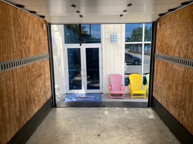 2013 Oxford White /Medium Flint Ford Econoline Commercial Cutaway 1 OWNER E 450 BOX TRUCK (1FDXE4FS4DD) with an 6.8L SOHC EFI Triton V10 Engine engine, Automatic transmission, located at 4701 North Dixie Hwy, Pompano Beach, FL, 33064, (954) 422-2889, 26.240938, -80.123474 - OUR WEBPAGE FLORIDACARS1.COM HAS OVER 100 PHOTOS AND FREE CARFAX LINK 2013 Ford Econoline Super Duty E-450 BOX TRUCK 1 OWNER 17 FT DUAL REAR WHEELS HEAVY DUTY POWER LIFT GATE VIN:1FDXE4FS4DDA91512 Cutaway 6.8L V10 F SOHC 20V Gasoline Rear Wheel Drive Features ABS Brakes Air Conditioning AM/FM Stereo - Photo#96