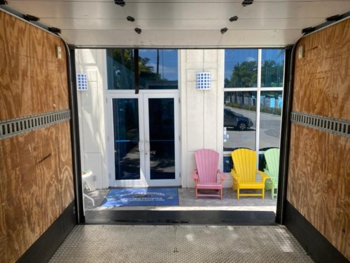 2013 Oxford White /Medium Flint Ford Econoline Commercial Cutaway 1 OWNER E 450 BOX TRUCK (1FDXE4FS4DD) with an 6.8L SOHC EFI Triton V10 Engine engine, Automatic transmission, located at 4701 North Dixie Hwy, Pompano Beach, FL, 33064, (954) 422-2889, 26.240938, -80.123474 - OUR WEBPAGE FLORIDACARS1.COM HAS OVER 100 PHOTOS AND FREE CARFAX LINK 2013 Ford Econoline Super Duty E-450 BOX TRUCK 1 OWNER 17 FT DUAL REAR WHEELS HEAVY DUTY POWER LIFT GATE VIN:1FDXE4FS4DDA91512 Cutaway 6.8L V10 F SOHC 20V Gasoline Rear Wheel Drive Features ABS Brakes Air Conditioning AM/FM Stereo - Photo#97