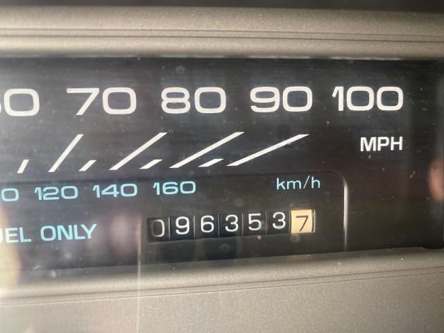 1993 Black /Red Chevrolet Caprice Classic STATON WAGON 1 OWNER (1G1BL8375PW) with an 5.7L V8 F OHV 16V engine, Automatic transmission, located at 4701 North Dixie Hwy, Pompano Beach, FL, 33064, (954) 422-2889, 26.240938, -80.123474 - OUR WEBPAGE FLORIDACARS1.COM HAS OVER 100 PHOTOS AND FREE CARFAX LINK 1993 Chevrolet Caprice -1 OWNER STATION WAGON REAR JUMP SEAT INCLUDED - NO ACCIDENTS EVER - VERY HARD COLOR COMBO TO FIND BLACK EXTERIOR RED INTERIOR Wagon 4 DR 5.7L V8 F OHV 16V Gasoline Rear Wheel Drive Features ABS Brakes Air C - Photo#18