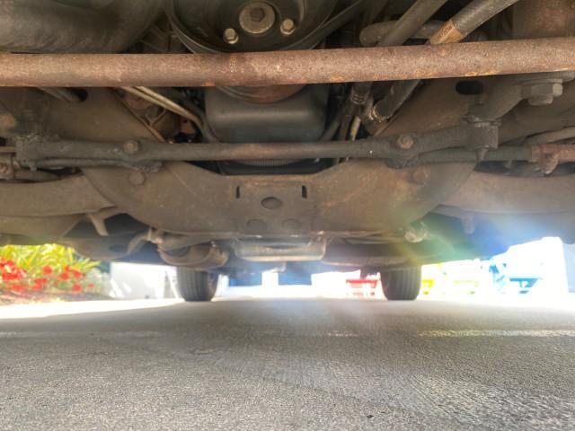 1993 Black /Red Chevrolet Caprice Classic STATON WAGON 1 OWNER (1G1BL8375PW) with an 5.7L V8 F OHV 16V engine, Automatic transmission, located at 4701 North Dixie Hwy, Pompano Beach, FL, 33064, (954) 422-2889, 26.240938, -80.123474 - OUR WEBPAGE FLORIDACARS1.COM HAS OVER 100 PHOTOS AND FREE CARFAX LINK 1993 Chevrolet Caprice -1 OWNER STATION WAGON REAR JUMP SEAT INCLUDED - NO ACCIDENTS EVER - VERY HARD COLOR COMBO TO FIND BLACK EXTERIOR RED INTERIOR Wagon 4 DR 5.7L V8 F OHV 16V Gasoline Rear Wheel Drive Features ABS Brakes Air C - Photo#21