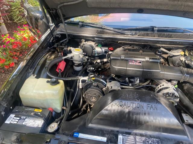 1993 Black /Red Chevrolet Caprice Classic STATON WAGON 1 OWNER (1G1BL8375PW) with an 5.7L V8 F OHV 16V engine, Automatic transmission, located at 4701 North Dixie Hwy, Pompano Beach, FL, 33064, (954) 422-2889, 26.240938, -80.123474 - OUR WEBPAGE FLORIDACARS1.COM HAS OVER 100 PHOTOS AND FREE CARFAX LINK 1993 Chevrolet Caprice -1 OWNER STATION WAGON REAR JUMP SEAT INCLUDED - NO ACCIDENTS EVER - VERY HARD COLOR COMBO TO FIND BLACK EXTERIOR RED INTERIOR Wagon 4 DR 5.7L V8 F OHV 16V Gasoline Rear Wheel Drive Features ABS Brakes Air C - Photo#24