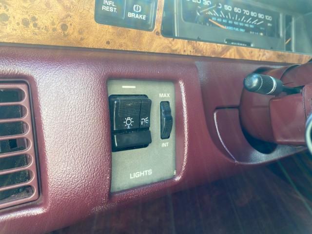 1993 Black /Red Chevrolet Caprice Classic STATON WAGON 1 OWNER (1G1BL8375PW) with an 5.7L V8 F OHV 16V engine, Automatic transmission, located at 4701 North Dixie Hwy, Pompano Beach, FL, 33064, (954) 422-2889, 26.240938, -80.123474 - OUR WEBPAGE FLORIDACARS1.COM HAS OVER 100 PHOTOS AND FREE CARFAX LINK 1993 Chevrolet Caprice -1 OWNER STATION WAGON REAR JUMP SEAT INCLUDED - NO ACCIDENTS EVER - VERY HARD COLOR COMBO TO FIND BLACK EXTERIOR RED INTERIOR Wagon 4 DR 5.7L V8 F OHV 16V Gasoline Rear Wheel Drive Features ABS Brakes Air C - Photo#52