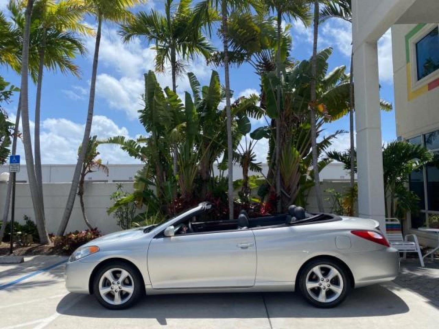 2006 Lunar Mist Metallic /Dark Stone Toyota Camry Solara SLE V6 LOW MILES 54,978 1 OWNER (4T1FA38P36U) with an 3.3L DOHC SMPI 24-Valve V6 Engine engine, Automatic transmission, located at 4701 North Dixie Hwy, Pompano Beach, FL, 33064, (954) 422-2889, 26.240938, -80.123474 - OUR WEBPAGE FLORIDACARS1.COM HAS OVER 100 PHOTOS AND FREE CARFAX LINK 2006 Toyota Camry Solara SLE V6 1 OWNER LEATHER LOADED ABSOLUTELY NO CRACKS ON THE DASH Convertible 3.3L V6 F DOHC 24V Gasoline 28 MPG Front Wheel Drive Features ABS Brakes Air Conditioning Alloy Wheels AM/FM Stereo Automatic Tran - Photo#35