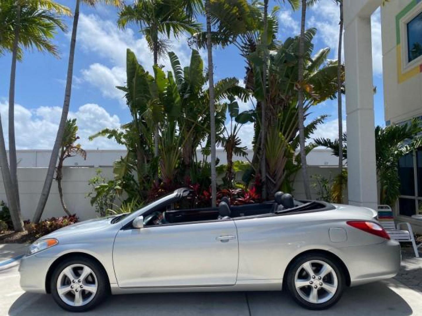 2006 Lunar Mist Metallic /Dark Stone Toyota Camry Solara SLE V6 LOW MILES 54,978 1 OWNER (4T1FA38P36U) with an 3.3L DOHC SMPI 24-Valve V6 Engine engine, Automatic transmission, located at 4701 North Dixie Hwy, Pompano Beach, FL, 33064, (954) 422-2889, 26.240938, -80.123474 - OUR WEBPAGE FLORIDACARS1.COM HAS OVER 100 PHOTOS AND FREE CARFAX LINK 2006 Toyota Camry Solara SLE V6 1 OWNER LEATHER LOADED ABSOLUTELY NO CRACKS ON THE DASH Convertible 3.3L V6 F DOHC 24V Gasoline 28 MPG Front Wheel Drive Features ABS Brakes Air Conditioning Alloy Wheels AM/FM Stereo Automatic Tran - Photo#37