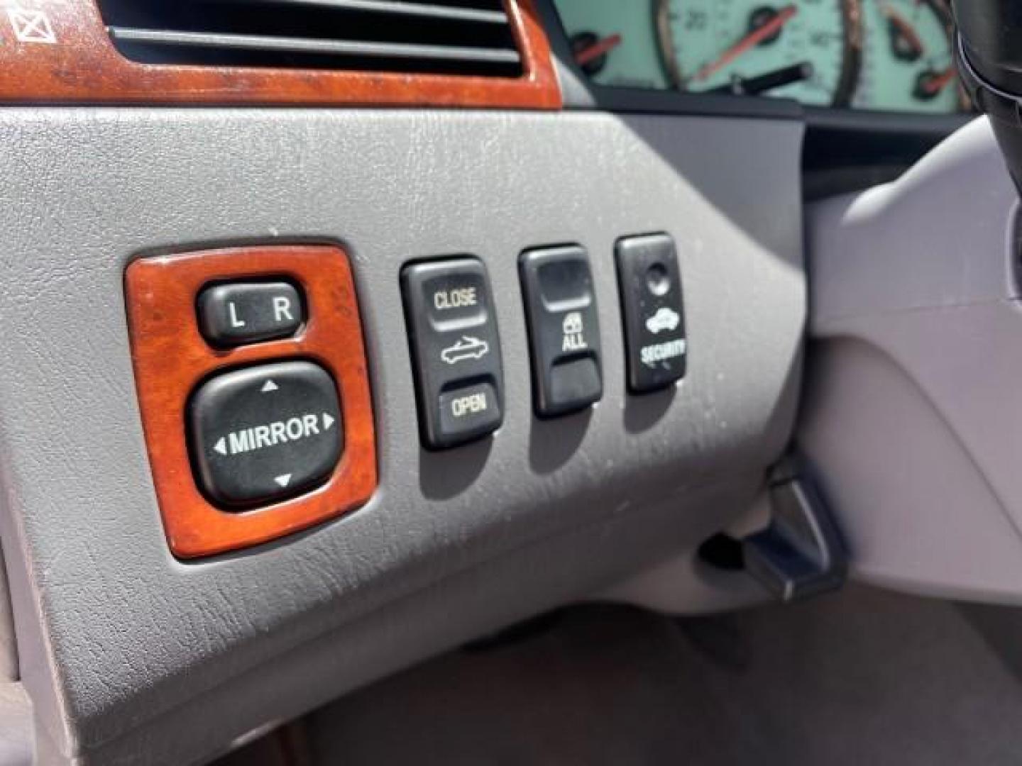 2006 Lunar Mist Metallic /Dark Stone Toyota Camry Solara SLE V6 LOW MILES 54,978 1 OWNER (4T1FA38P36U) with an 3.3L DOHC SMPI 24-Valve V6 Engine engine, Automatic transmission, located at 4701 North Dixie Hwy, Pompano Beach, FL, 33064, (954) 422-2889, 26.240938, -80.123474 - OUR WEBPAGE FLORIDACARS1.COM HAS OVER 100 PHOTOS AND FREE CARFAX LINK 2006 Toyota Camry Solara SLE V6 1 OWNER LEATHER LOADED ABSOLUTELY NO CRACKS ON THE DASH Convertible 3.3L V6 F DOHC 24V Gasoline 28 MPG Front Wheel Drive Features ABS Brakes Air Conditioning Alloy Wheels AM/FM Stereo Automatic Tran - Photo#72