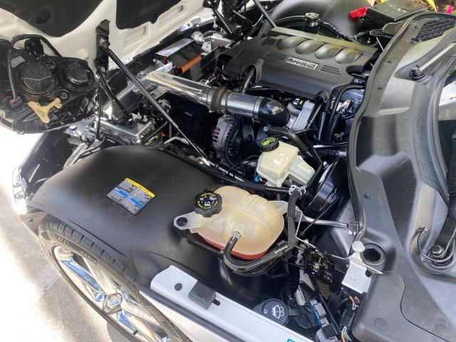 2007 Polar White /Tan Saturn Sky LOW MILES 21,329 5 SPEED MANUAL (1G8MB35B47Y) with an 2.4L DOHC VVT I4 Aluminum Ecotec Engine engine, Manual transmission, located at 4701 North Dixie Hwy, Pompano Beach, FL, 33064, (954) 422-2889, 26.240938, -80.123474 - OUR WEBPAGE FLORIDACARS1.COM HAS OVER 100 PHOTOS AND FREE CARFAX LINK 2007 Saturn SKY 5 SPEED MANUAL Convertible 2.4L I4 F DOHC Gasoline 28 MPG Rear Wheel Drive Features ABS Brakes Air Conditioning Alloy Wheels AM/FM Stereo Auxiliary Audio Input CD Audio Cruise Control Leather Seats Manual Transmiss - Photo#24