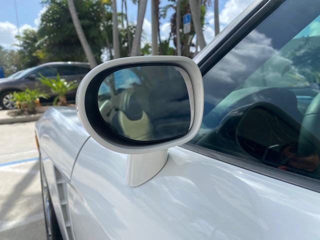 2007 Polar White /Tan Saturn Sky LOW MILES 21,329 5 SPEED MANUAL (1G8MB35B47Y) with an 2.4L DOHC VVT I4 Aluminum Ecotec Engine engine, Manual transmission, located at 4701 North Dixie Hwy, Pompano Beach, FL, 33064, (954) 422-2889, 26.240938, -80.123474 - OUR WEBPAGE FLORIDACARS1.COM HAS OVER 100 PHOTOS AND FREE CARFAX LINK 2007 Saturn SKY 5 SPEED MANUAL Convertible 2.4L I4 F DOHC Gasoline 28 MPG Rear Wheel Drive Features ABS Brakes Air Conditioning Alloy Wheels AM/FM Stereo Auxiliary Audio Input CD Audio Cruise Control Leather Seats Manual Transmiss - Photo#56