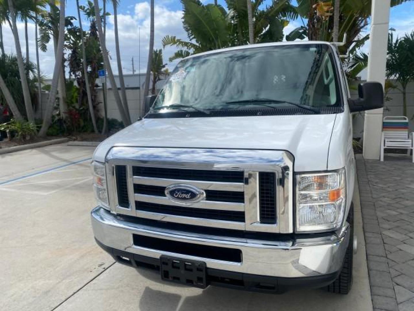 2014 Oxford White /Medium Flint Ford Econoline Cargo Van EXTENDED LOW MILES 6,380 1 OWNER (1FTNS1EW3ED) with an 4.6L EFI V8 FFV Capable Engine engine, Automatic transmission, located at 4701 North Dixie Hwy, Pompano Beach, FL, 33064, (954) 422-2889, 26.240938, -80.123474 - OUR WEBPAGE FLORIDACARS1.COM HAS OVER 100 PHOTOS AND FREE CARFAX LINK 2014 Ford E-Series E-150 1 OWNER Van 4.6L V8 F SOHC 16V Gasoline 16 MPG Rear Wheel Drive Features ABS Brakes Air Conditioning AM/FM Stereo Automatic Transmission Auxiliary Audio Input Barn Doors Power Locks Traction Control Vinyl - Photo#3