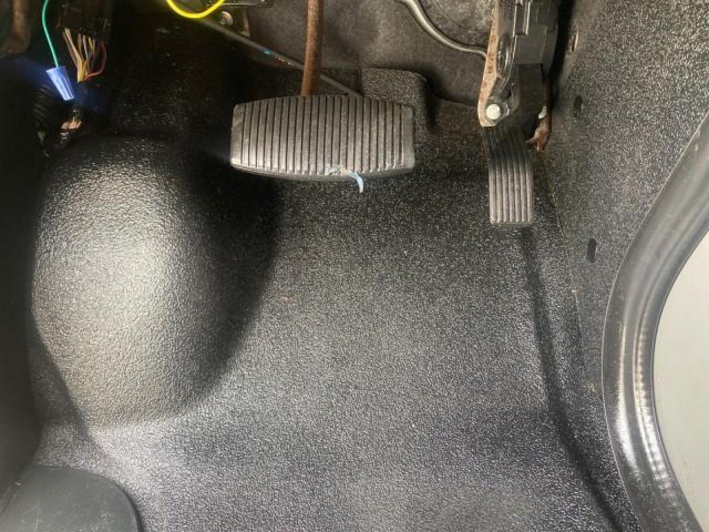 2014 Oxford White /Medium Flint Ford Econoline Cargo Van EXTENDED LOW MILES 6,380 1 OWNER (1FTNS1EW3ED) with an 4.6L EFI V8 FFV Capable Engine engine, Automatic transmission, located at 4701 North Dixie Hwy, Pompano Beach, FL, 33064, (954) 422-2889, 26.240938, -80.123474 - OUR WEBPAGE FLORIDACARS1.COM HAS OVER 100 PHOTOS AND FREE CARFAX LINK 2014 Ford E-Series E-150 1 OWNER Van 4.6L V8 F SOHC 16V Gasoline 16 MPG Rear Wheel Drive Features ABS Brakes Air Conditioning AM/FM Stereo Automatic Transmission Auxiliary Audio Input Barn Doors Power Locks Traction Control Vinyl - Photo#55